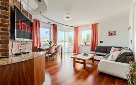 Lumina luxury apart with jaccuzi next to Piotrkowska Street
